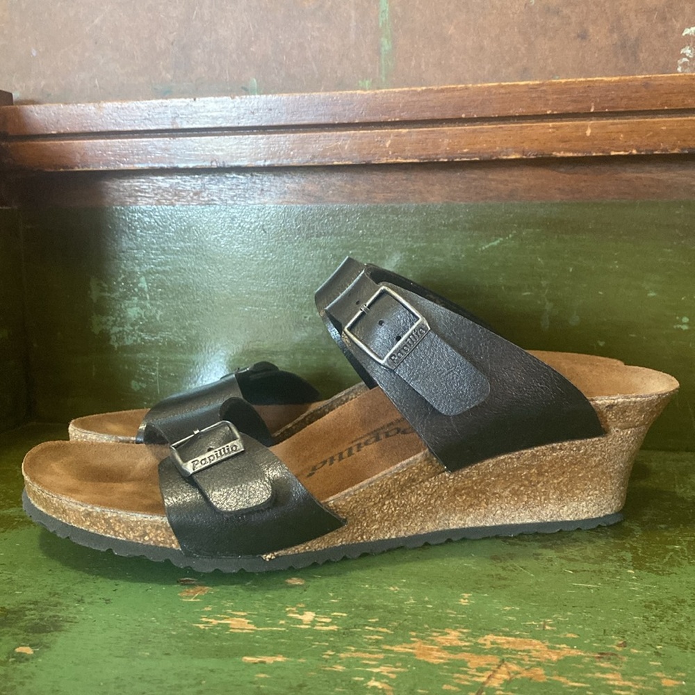 Papillio- Size 40, Ladies 9- Wedge Sandal
Made in Portugal, By Birkenstock - Picture 4 of 14